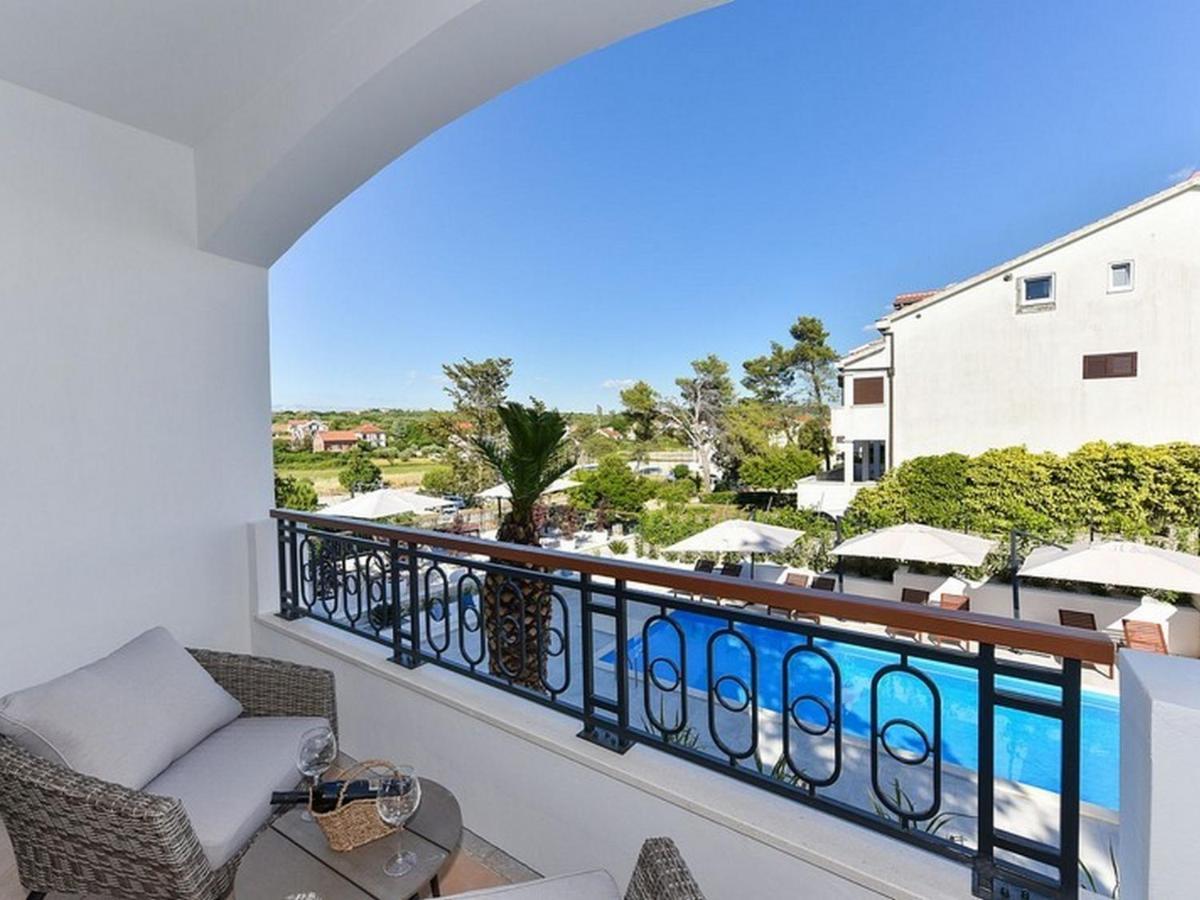Mediterraneo Garden Apartments Petrcane Rum bild