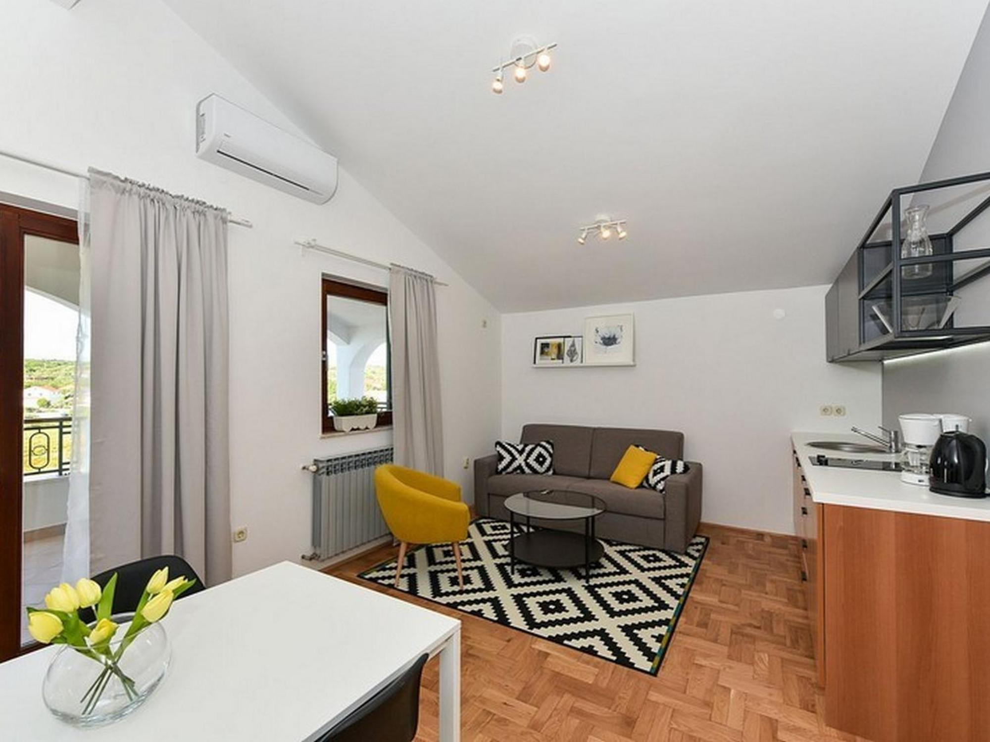 Mediterraneo Garden Apartments Petrcane Rum bild