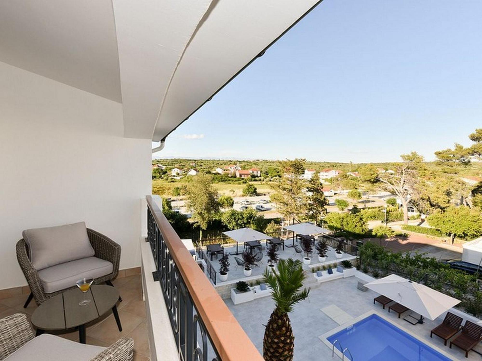 Mediterraneo Garden Apartments Petrcane Rum bild