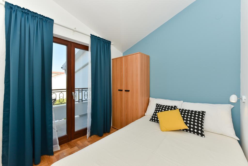 Mediterraneo Garden Apartments Petrcane Exteriör bild